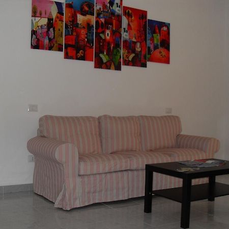 Flamingo B&B Cagliari Bagian luar foto