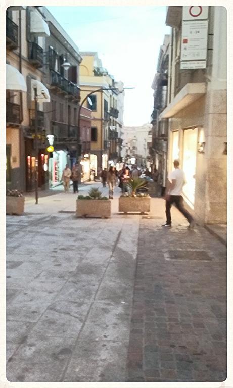Flamingo B&B Cagliari Bagian luar foto