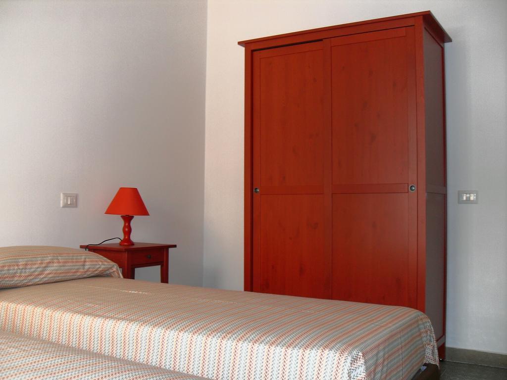 Flamingo B&B Cagliari Bagian luar foto