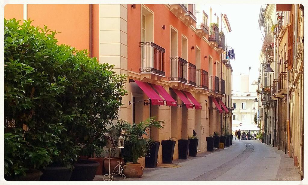 Flamingo B&B Cagliari Bagian luar foto